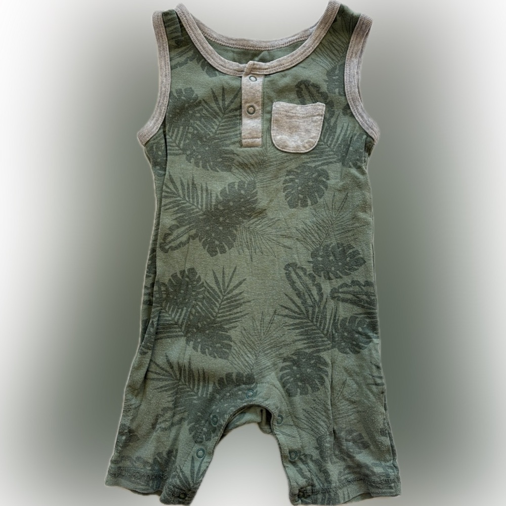 Lamaze Organic Green and grey  Baby boy romper 9m tropical print